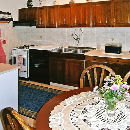 Danicic Ckv06022 Eyb Apartment Novi Vinodolski